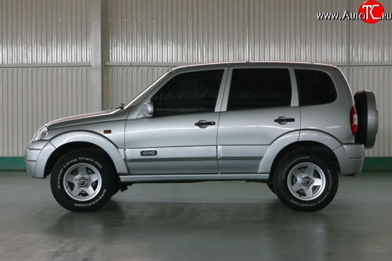 2 799 р. Обтекатель порогов Апал Chevrolet Niva 2123 дорестайлинг (2002-2008) (Неокрашенные)  с доставкой в г. Нижний Новгород