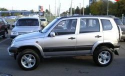 209 р. Комплект накладок на фонари (до 2009 г) Трофи Chevrolet Niva 2123 дорестайлинг (2002-2008) (Неокрашенные)  с доставкой в г. Нижний Новгород. Увеличить фотографию 2