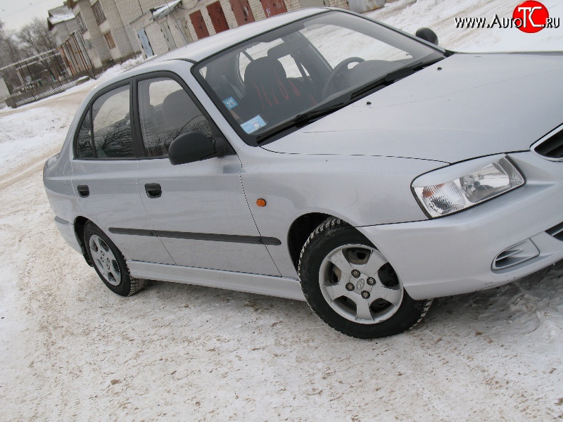 1 299 р. Реснички Classic-Style на фары  Hyundai Accent  седан ТагАЗ (2001-2012) (Неокрашенные)  с доставкой в г. Нижний Новгород