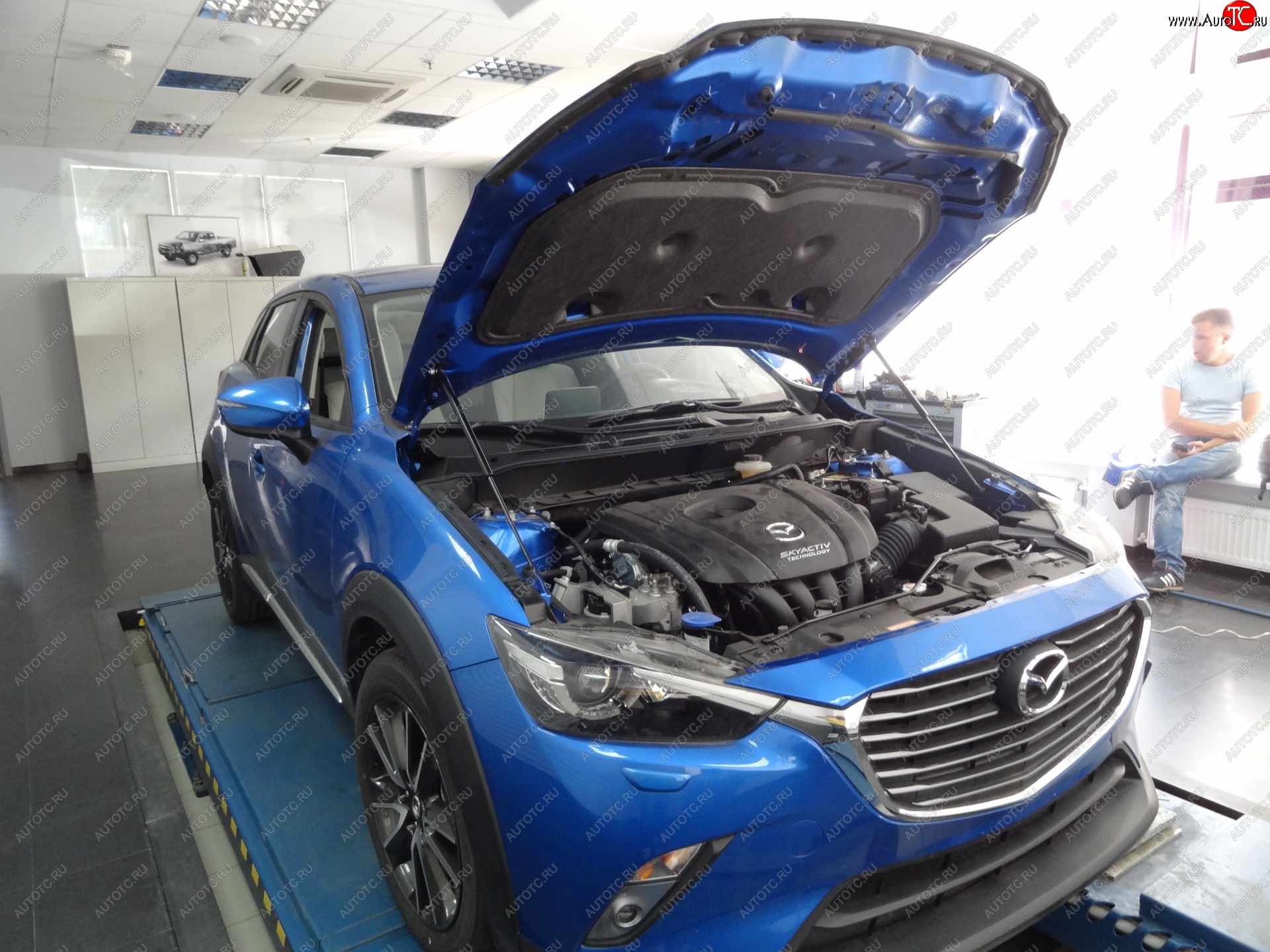 2 399 р. Упоры капота Russtal Mazda CX-3 DK дорестайлинг (2014-2018)  с доставкой в г. Нижний Новгород