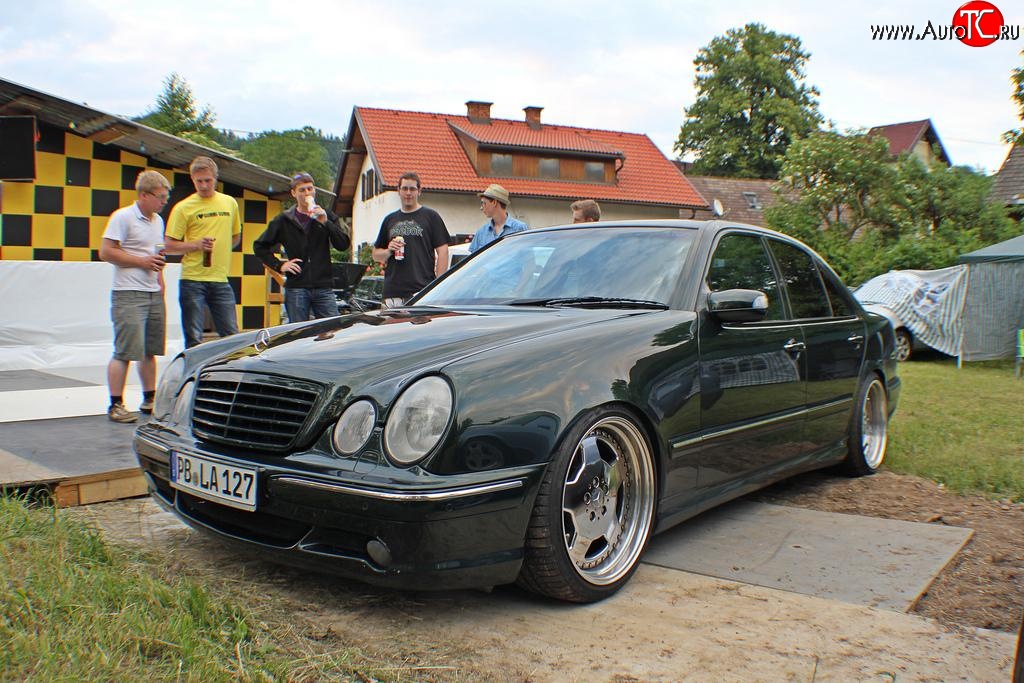 12 599 р. Передний бампер AMG Mercedes-Benz E-Class W210 дорестайлинг седан (1996-1999) (Неокрашенный)  с доставкой в г. Нижний Новгород