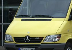 13 549 р. Пластиковый капот (Classic) Стандартный Mercedes-Benz Sprinter W901 (1995-2000)  с доставкой в г. Нижний Новгород. Увеличить фотографию 3