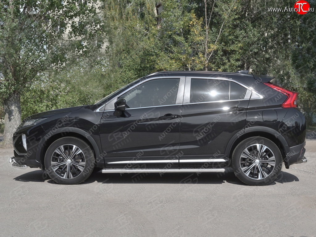 29 699 р. Пороги труба 120х60 овал с проступью Russtal Mitsubishi Eclipse Cross GK дорестайлинг (2017-2021)  с доставкой в г. Нижний Новгород