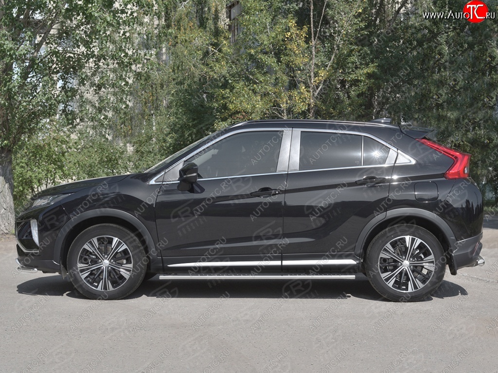 20 749 р. Пороги труба 75х42 овал с проступью Russtal Mitsubishi Eclipse Cross GK дорестайлинг (2017-2021)  с доставкой в г. Нижний Новгород