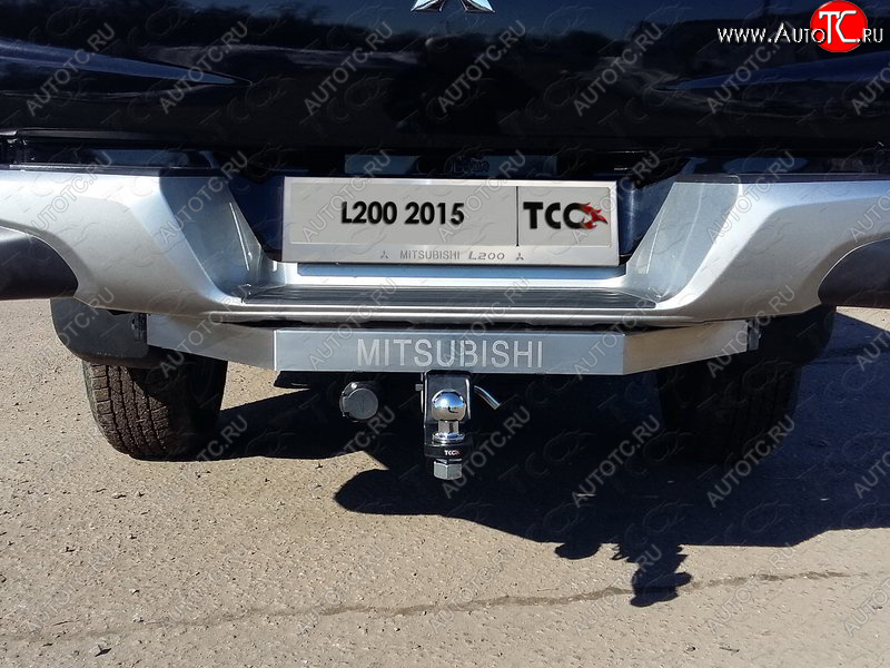 24 999 р. Фаркоп (тягово-сцепное устройство) с задним бампером TCC  Mitsubishi L200  5 KK,KL (2015-2022) дорестайлинг, рестайлинг (оцинкованный, шар Е нержавейка, усиленный, надпись Mitsubishi)  с доставкой в г. Нижний Новгород