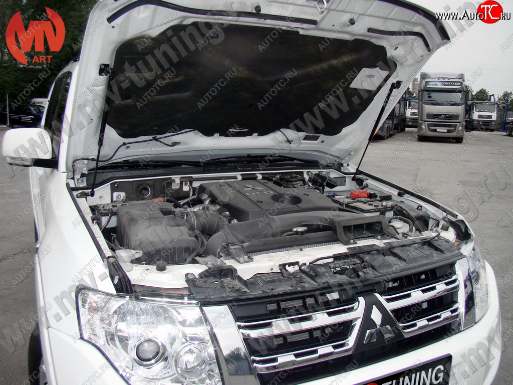 4 099 р. Упор капота MV-Tuning (двойной) Mitsubishi Pajero 4 V90 2-ой рестайлинг (2014-2020)  с доставкой в г. Нижний Новгород