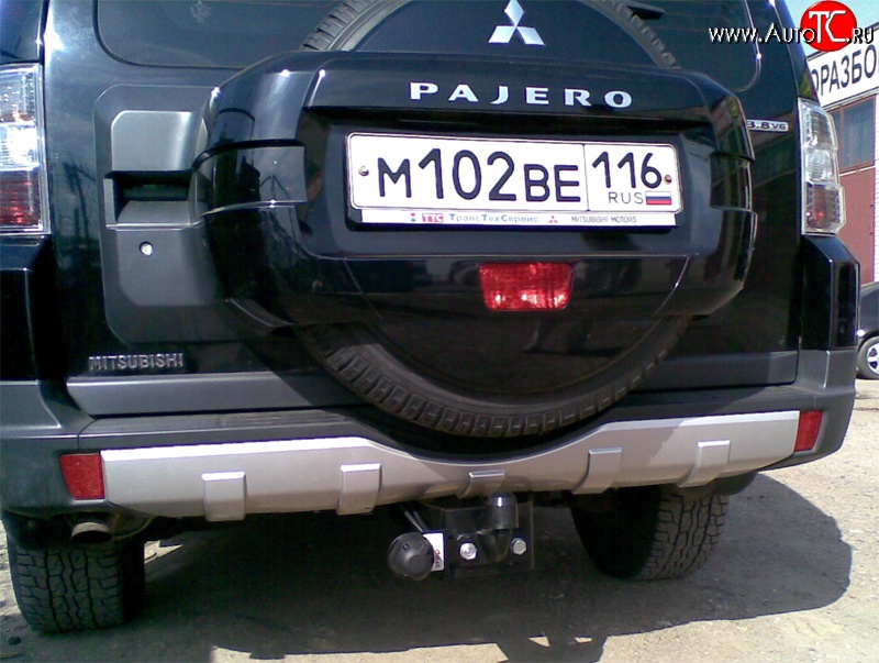 8 459 р. Фаркоп (3 дв.) NovLine Mitsubishi Pajero 4 V80 дорестайлинг (2006-2011)  с доставкой в г. Нижний Новгород