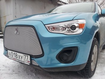 5 999 р. Защитная сетка в бампер (верх, ячейка 4х10 мм) Alfeco Премиум Mitsubishi ASX 1-ый рестайлинг (2013-2016) (Хром)  с доставкой в г. Нижний Новгород. Увеличить фотографию 3