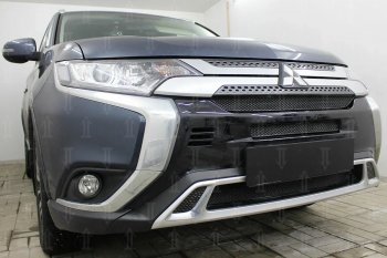 9 499 р. Защитная сетка в бампер (3 части, ячейка 4х10 мм) Alfeco Премиум Mitsubishi Outlander GF 3-ий рестайлинг (2018-2022) (Чёрная)  с доставкой в г. Нижний Новгород. Увеличить фотографию 2