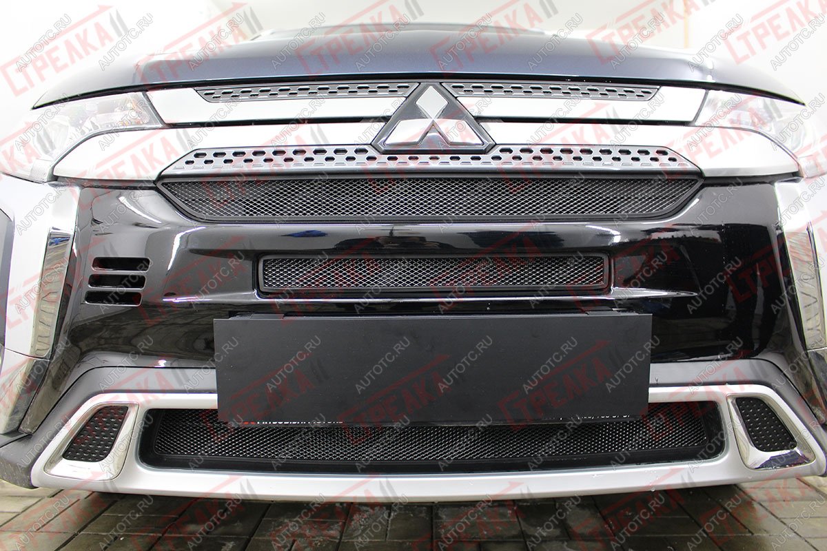 6 999 р. Защита радиатора (3 части с парктроником) Стрелка11 Стандарт Mitsubishi Outlander GF 3-ий рестайлинг (2018-2022) (черная)  с доставкой в г. Нижний Новгород