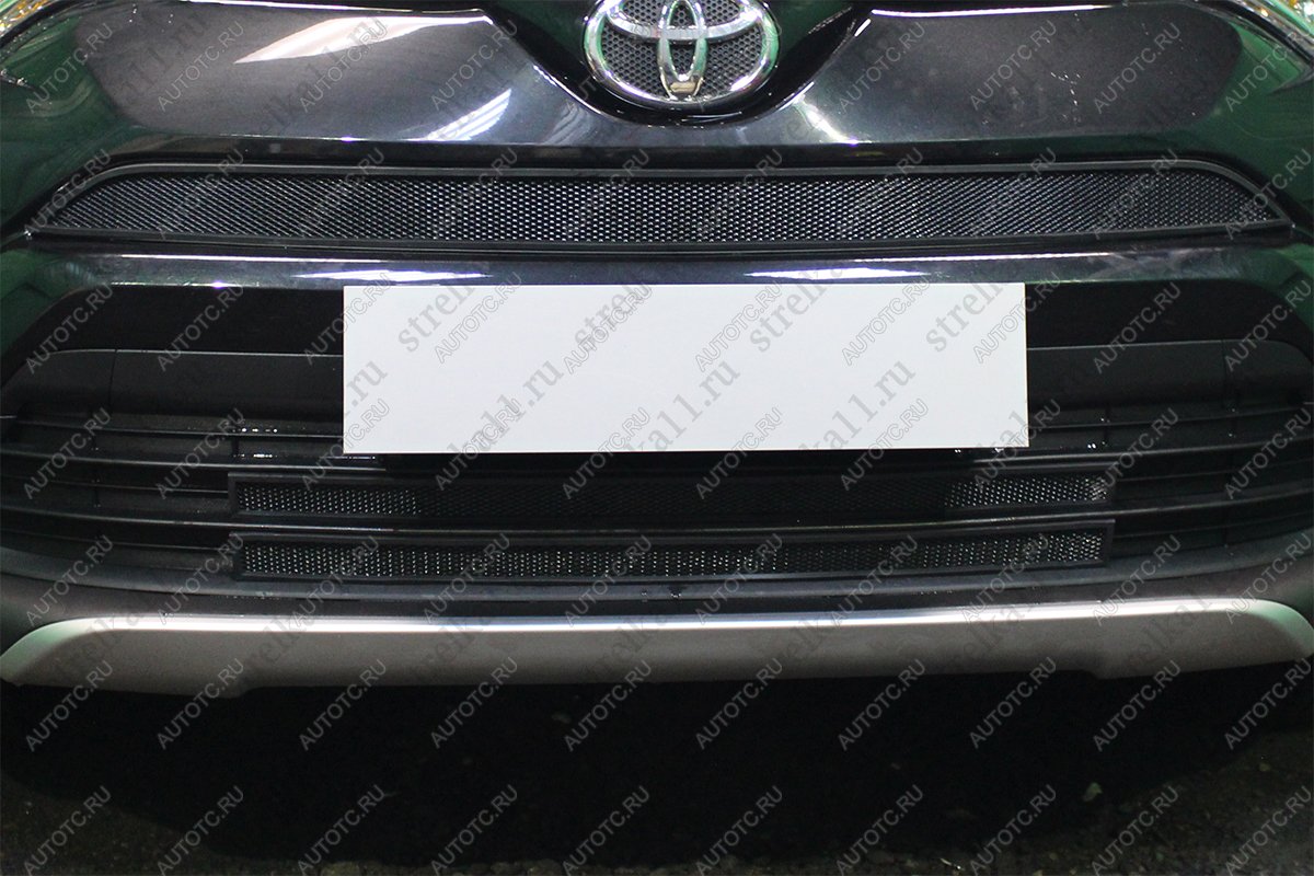 2 799 р. Защита радиатора (верх) Стрелка11 Стандарт  Toyota RAV4  XA40 (2015-2019) 5 дв. рестайлинг (черная)  с доставкой в г. Нижний Новгород