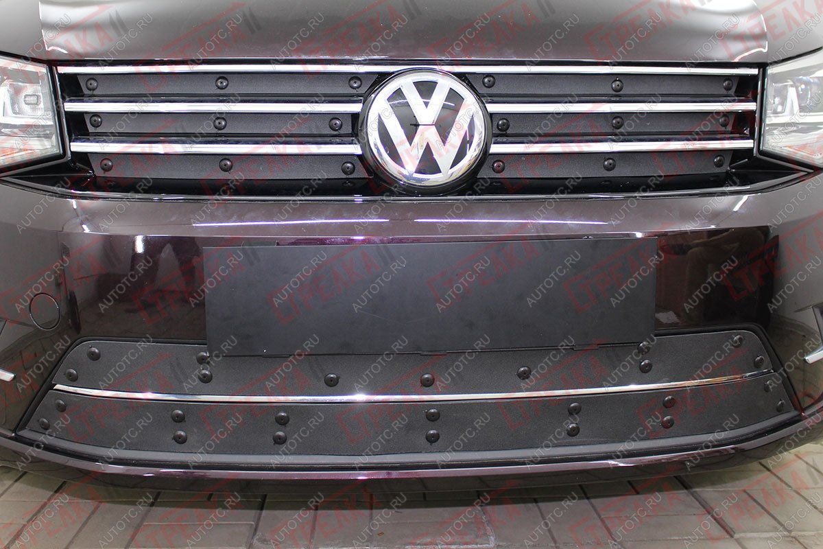 1 199 р. Зимняя заглушка решетки радиатора (низ 2 части) Стрелка11  Volkswagen Caddy  2K (2015-2020) рестайлинг (черная)  с доставкой в г. Нижний Новгород