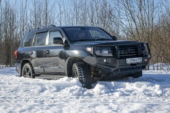 75 889 р. Бампер передний силовой РИФ  Toyota Land Cruiser  200 (2007-2015) дорестайлинг, 1-ый рестайлинг (С дополнительными фарами, защитной дугой и защитой бачка омывателя)  с доставкой в г. Нижний Новгород. Увеличить фотографию 3