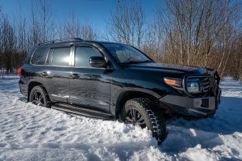 75 889 р. Бампер передний силовой РИФ  Toyota Land Cruiser  200 (2007-2015) дорестайлинг, 1-ый рестайлинг (С дополнительными фарами, защитной дугой и защитой бачка омывателя)  с доставкой в г. Нижний Новгород. Увеличить фотографию 4