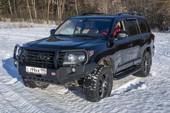 75 889 р. Бампер передний силовой РИФ  Toyota Land Cruiser  200 (2007-2015) дорестайлинг, 1-ый рестайлинг (С дополнительными фарами, защитной дугой и защитой бачка омывателя)  с доставкой в г. Нижний Новгород. Увеличить фотографию 2