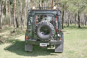 29 999 р. Бампер задний силовой РИФ Land Rover Defender 110 1 L316 рестайлинг 5дв. (2007-2016) (Под лебёдку)  с доставкой в г. Нижний Новгород. Увеличить фотографию 2