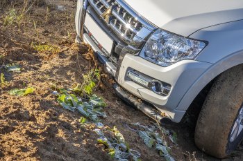 38 999 р. Бампер передний силовой РИФ Mitsubishi Pajero 4 V90 2-ой рестайлинг (2014-2020) (Под площадку для лебёдки RIFPJR-30000 с защитой радиатора)  с доставкой в г. Нижний Новгород. Увеличить фотографию 5