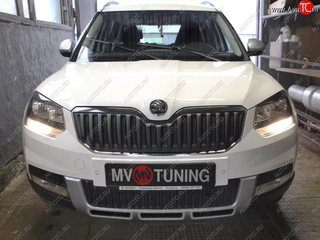 2 879 р. Заглушка решетки радиатора (верхняя, OUTDOOR) MV-Tuning  Skoda Yeti (2013-2018) (Неокрашенная)  с доставкой в г. Нижний Новгород