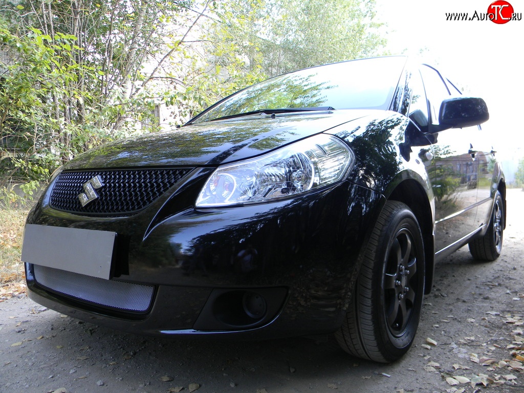 1 539 р. Сетка на бампер Russtal (хром)  Suzuki SX4  GYA,GYB (2010-2016)  рестайлинг, хэтчбэк  с доставкой в г. Нижний Новгород