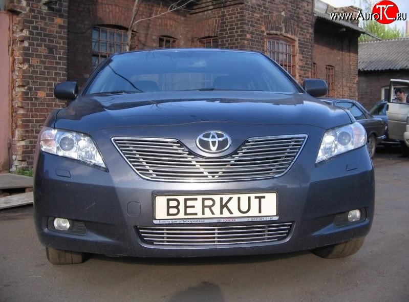 5 199 р. Декоративная вставка воздухозаборника Berkut Toyota Camry XV40 рестайлинг (2009-2011)  с доставкой в г. Нижний Новгород