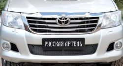 1 749 р. Защитная сетка решетки переднего бампера (рестайлинг) РА  Toyota Hilux  AN20,AN30 (2011-2016)  2-ой рестайлинг  с доставкой в г. Нижний Новгород. Увеличить фотографию 3