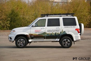 20 699 р. Порожки для ног из трубы Ø51 с алюминиевой площадкой Petroil Tuning Уаз Патриот 3163 5-дв. 1-ый рестайлинг (2014-2016) (Нержавеющая полированная сталь)  с доставкой в г. Нижний Новгород. Увеличить фотографию 7