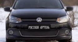 999 р. Зимняя заглушка решетки переднего бампера РА (Highline) Volkswagen Polo 5 седан дорестайлинг (2009-2015)  с доставкой в г. Нижний Новгород. Увеличить фотографию 2