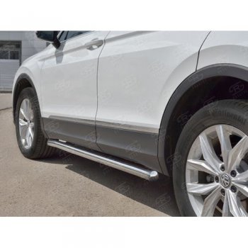 16 299 р. Защита порогов из круглой трубы диаметром 63 мм Russtal v3  Volkswagen Tiguan  Mk2 (2016-2020) дорестайлинг  с доставкой в г. Нижний Новгород. Увеличить фотографию 2