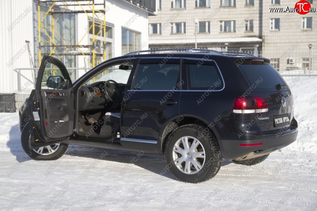 1 339 р. Накладки на внутренние пороги передних дверей RA Volkswagen Touareg GP рестайлинг (2006-2010)  с доставкой в г. Нижний Новгород