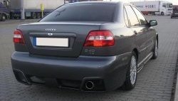 Задний бампер R1 Volvo S40 VS седан дорестайлинг (1996-2000)